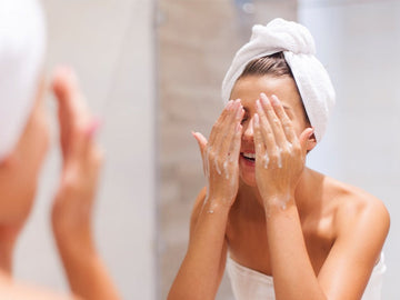 The Art of Gentle Removal: Picking the Right Makeup Remover for Sensitive Skin