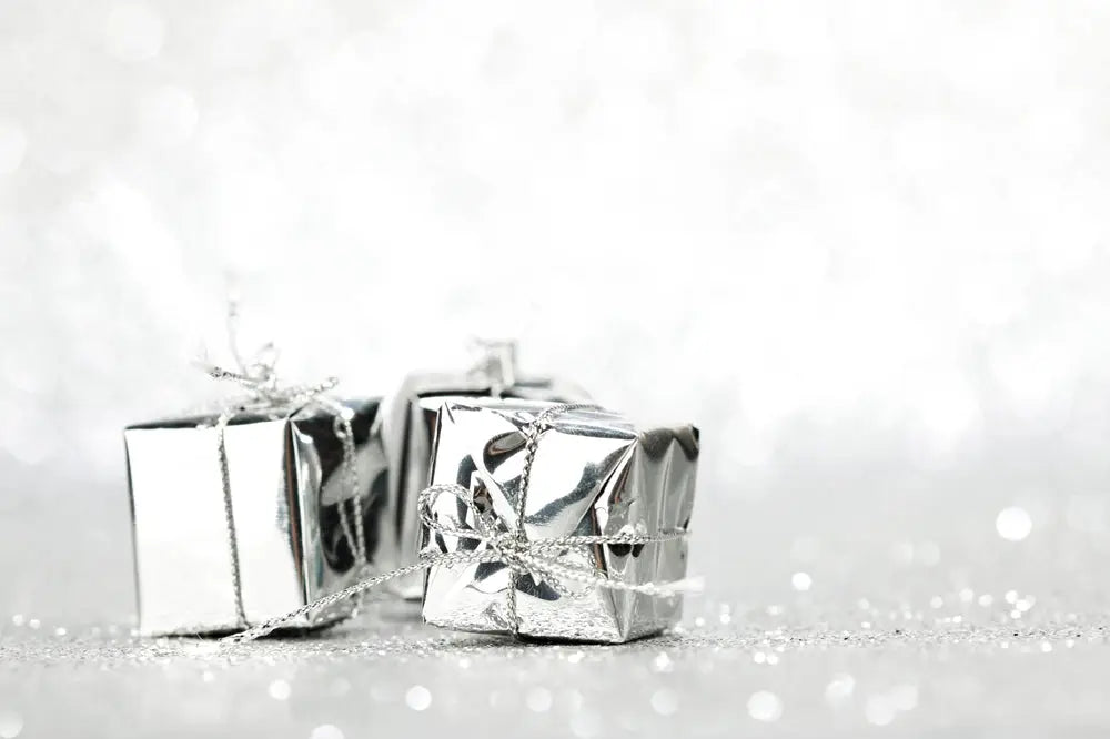 SMALL GIFTS & STOCKING FILLERS.