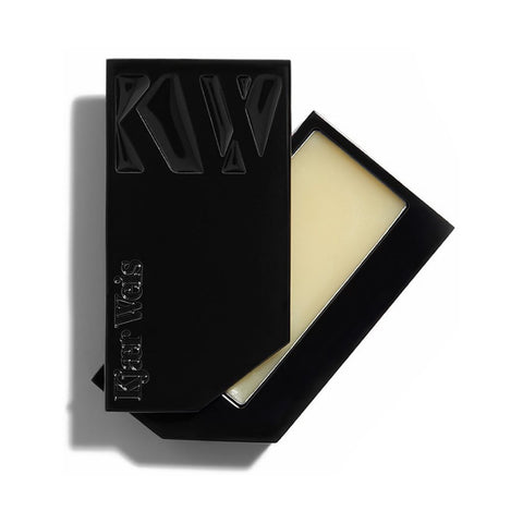 9 Best Natural Lip Balms For Sensitive Lips