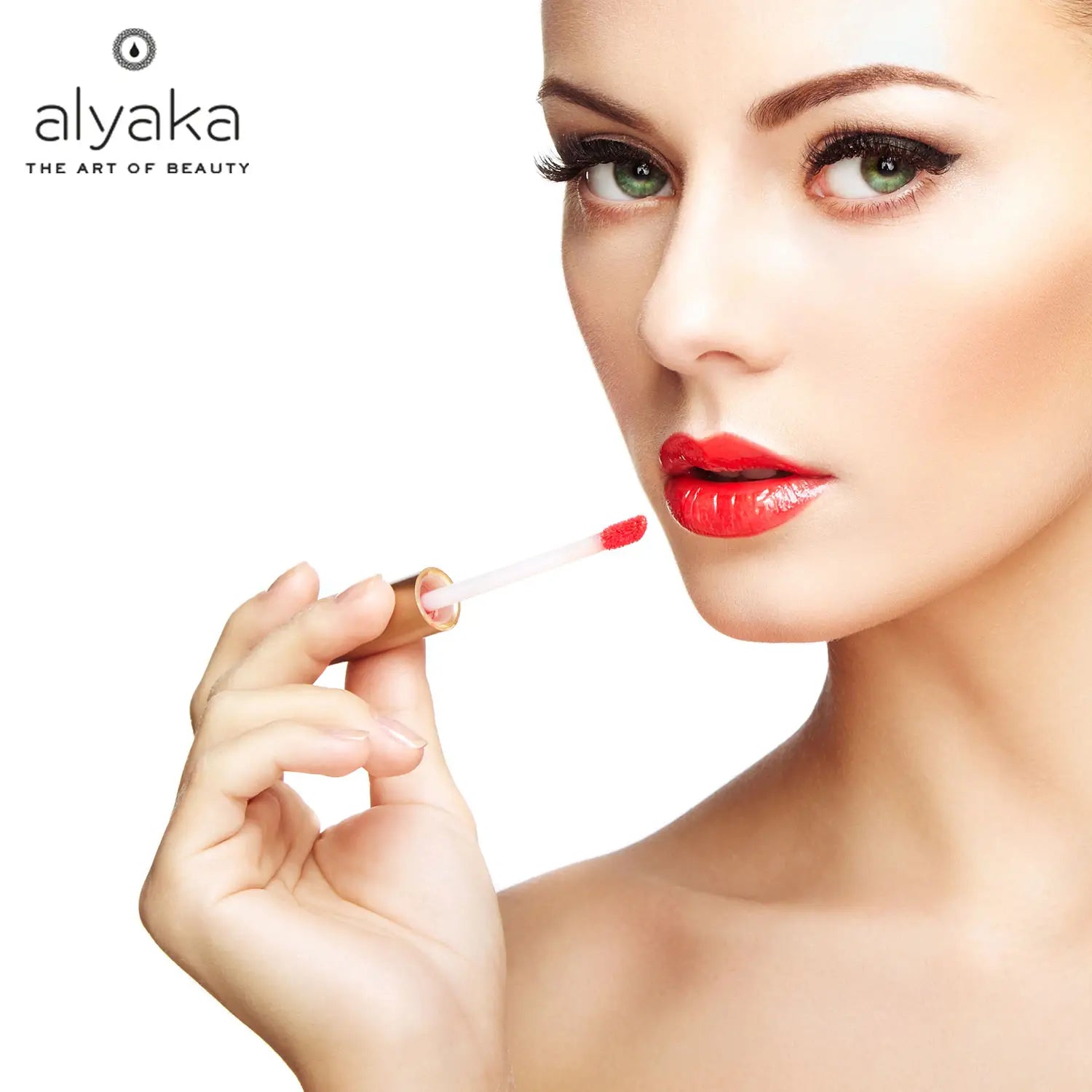 Glossy Red Lips Trend