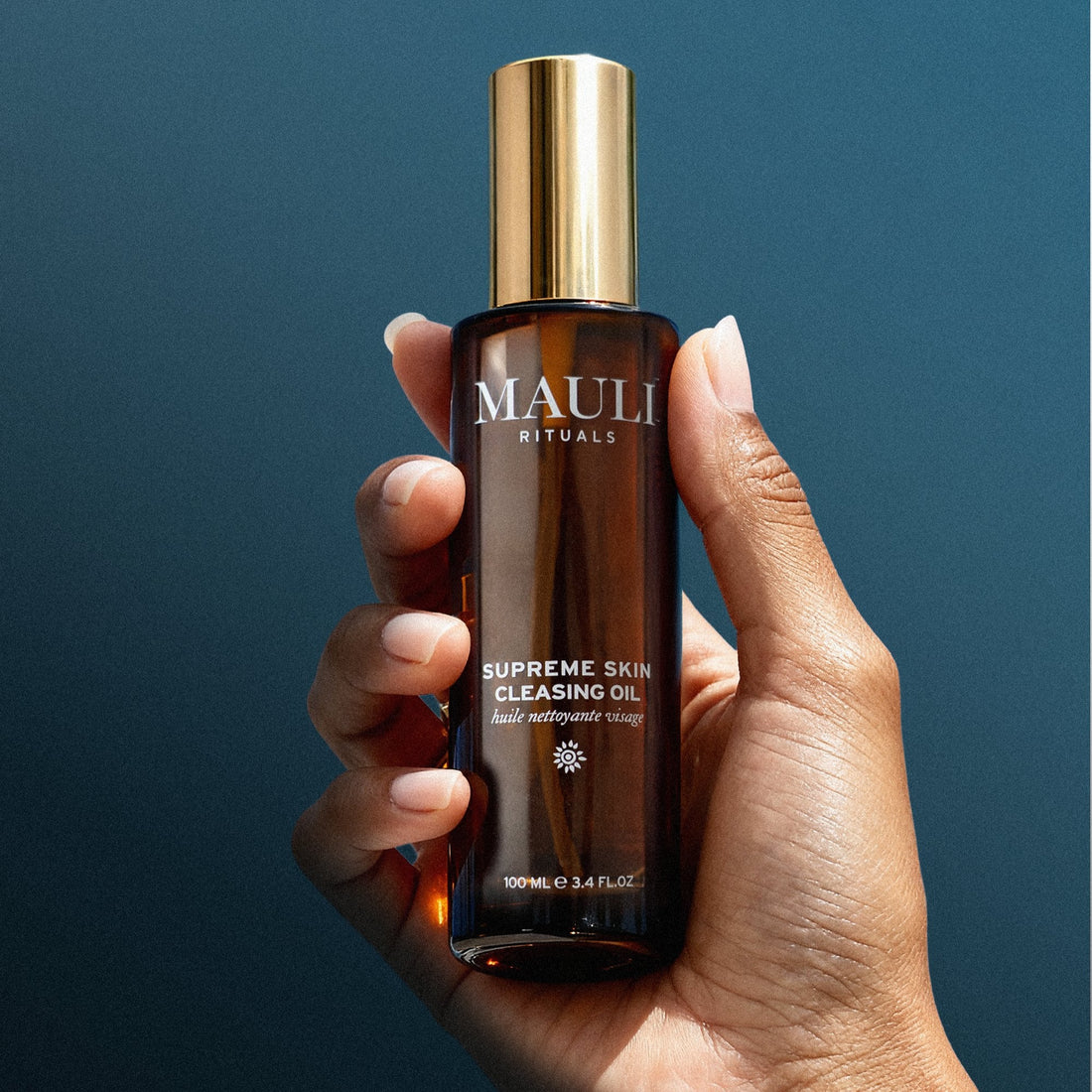 Mauli Rituals Supreme Skin Cleansing Oil 100ml – bottle on white